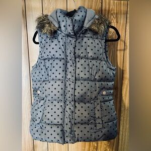 Youth Puffer Vest Size Girls XL(14-16)